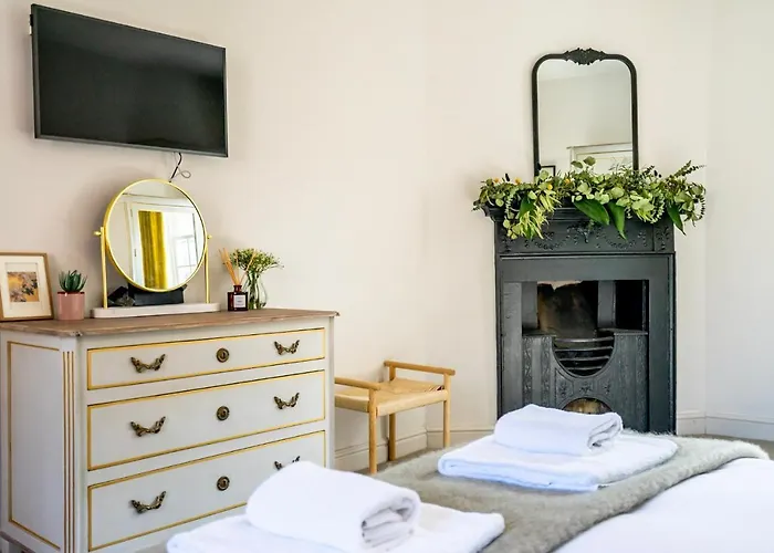 Holiday home 5 Precentors Court *